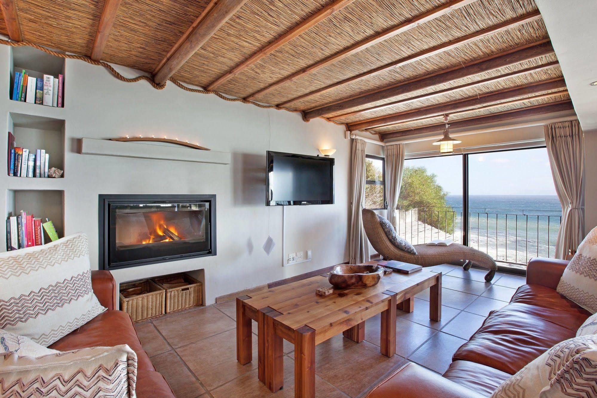 Whale Huys Luxury Oceanfront Eco Villa Gansbaai Exteriér fotografie